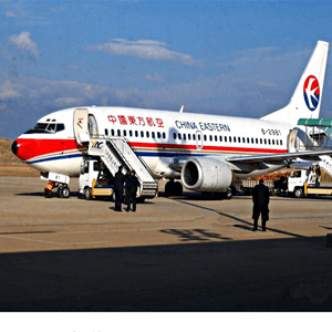 黔江武陵山空运公司航空快运业稳步发展的原因是什么？